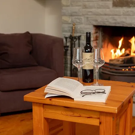 Hotel Doolin Houses * دولين