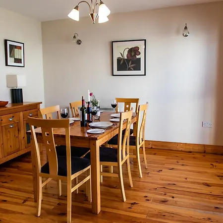 بيت للعطل Hotel Doolin Houses *